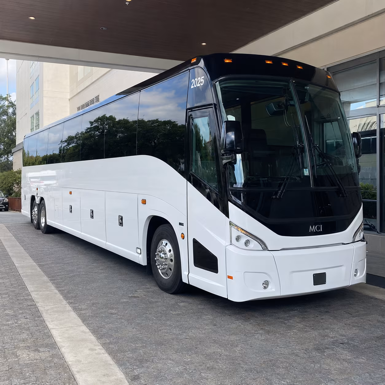 clifton 54 passenger charter bus