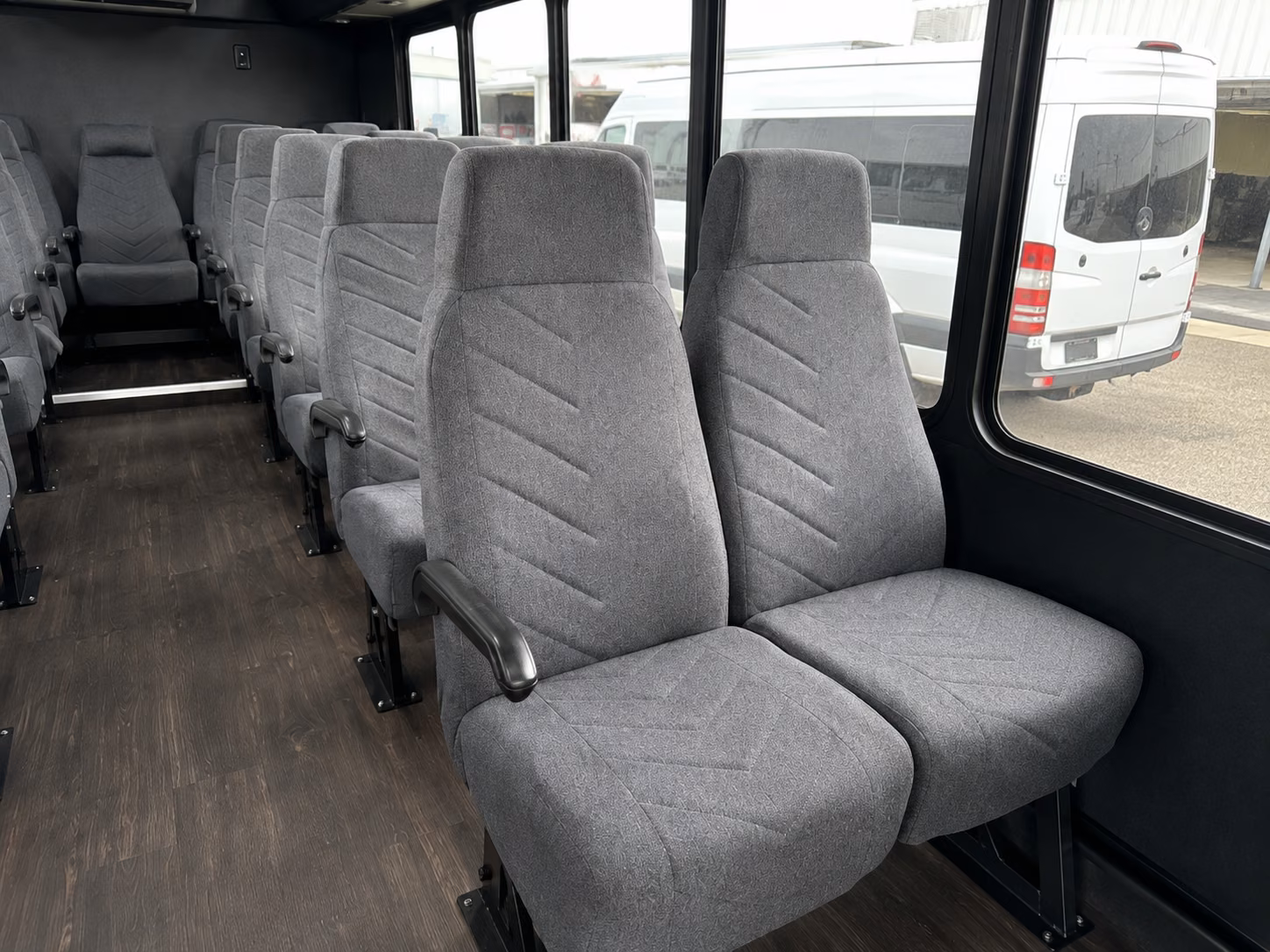 minibuses to asbury park and stone pony shows