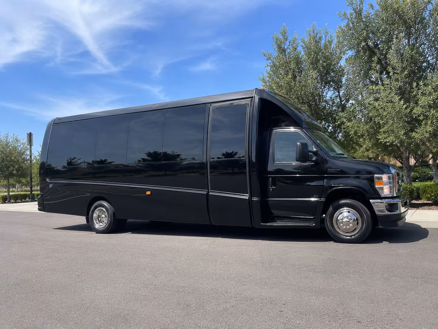reserve transportation for your next airport transfer 2