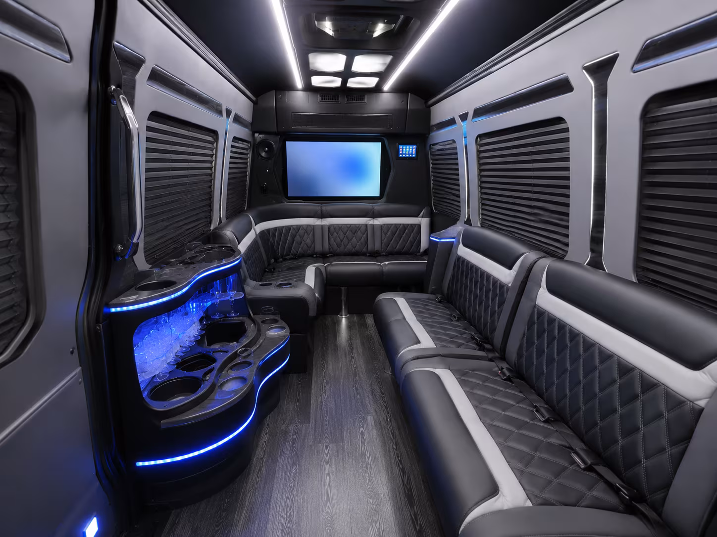 reserve transportation for your next prom 5