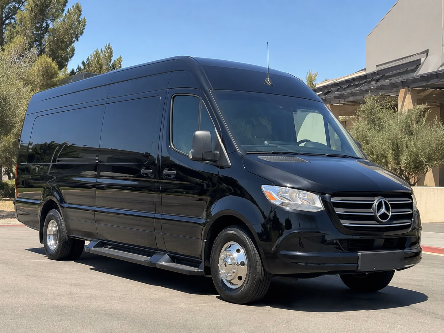 reserve transportation for your next wedding 4